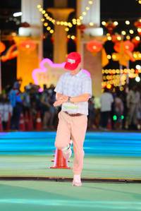 BIB: 0000000, 00000
                            <button type="button" onclick="openModal(21769340)" class="btn btn-primary btn-sm float-right btn-popup" data-toggle="modal" data-target=".modal-high-quality">
                        <i class="fas fa-shopping-cart"></i> Add to Cart
                    </button>
                                            <button type="button" onclick="isThisMe(21769340, true)" class="btn btn-success btn-sm float-right btn-popup btn-isme hidden" data-toggle="tooltip" data-placement="bottom" title="นี่คือรูปของคุณใช่ไหม คลิกที่นี่เพื่อเอาเข้าอัลบั้ม">
                        <i class="fas fa-plus"></i> Add to album
                    </button>
                    <button type="button" onclick="isThisMe(21769340, false)" class="btn btn-warning btn-sm float-right btn-popup btn-isnotme hidden">
                        <i class="fas fa-ban"></i> Remove from album
                    </button>